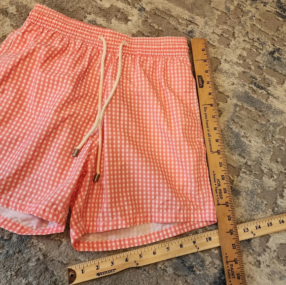 Solid & Striped classic coral Orange/White gingham swim trunks. Men's size small - Picture 15 of 15